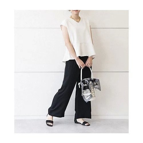 【エムセブンデイズ/M7days】のVネックペプラムブラウス 人気、トレンドファッション・服の通販 founy(ファニー) 　ファッション　Fashion　レディースファッション　Fashion for Women　トップス・カットソー　Cut & Sew Tops　シャツ・ブラウス・オフィスカジュアル　Elegant Blouses & Button-Ups　Vネックトップス　V-Neck Tops / V-Cut Neckline Shirts　スリーブ　Sleeve, Long Sleeve / Short Sleeve　フェミニン　Feminine, Girly　フリル　Frill, Ruffle　フレンチ　French, French Style　ペプラム　Peplum, Flared Hem　洗える　Machine Washable　other-3|ID: prp329100003969817 ipo3291000000034953062