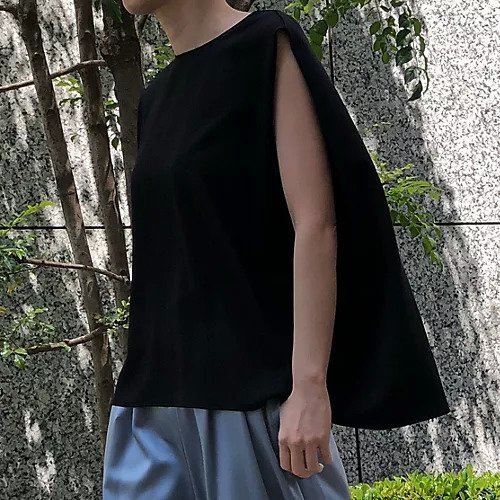 【イーバイエクラ/E by eclat】の【とろみ】華奢見えノースリーブ 人気、トレンドファッション・服の通販 founy(ファニー) 　ファッション　Fashion　レディースファッション　Fashion for Women　トップス・カットソー　Cut & Sew Tops　キャミソール&ノースリーブ　Camisoles & Sleeveless Tops　とろみ　Fluid, Flowy Fabric　ノースリーブ　Sleeveless, No-Sleeve　ボックス　Boxy, Box Shape　洗える　Machine Washable　other-2|ID: prp329100003979254 ipo3291000000031301404