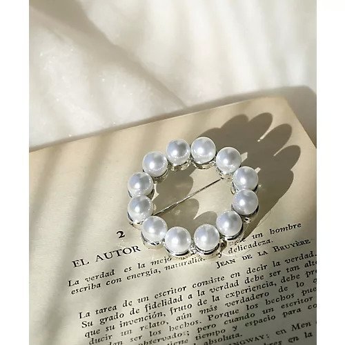 【コレカラ/collecala】のサークルパールブローチ インテリア・キッズ・メンズ・レディースファッション・服の通販 founy(ファニー) ファッション Fashion レディースファッション Fashion for Women サークル Circle, Round Design ショール Shawl, Wrap シンプル Simple, Minimal ジャケット Jacket, Outerwear ストール Stole, Wrap スーツ Suit, Formalwear セレモニー Ceremony ドレス Dress, One-Piece パール Pearl, Pearl Accent ブローチ Brooch, Pin Brooch マフラー Scarf, Muffler エレガント 上品 Elegant 二次会 After Party 入学式 Entrance Ceremony 卒業式 Graduation Ceremony 結婚式 Wedding シルバー|ID: prp329100003979279 ipo3291000000026246652