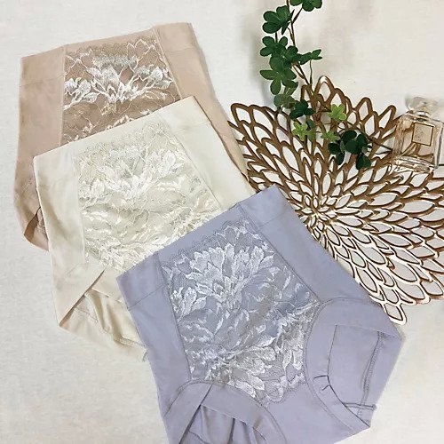 【ブラデリスニューヨークピース/BRADELIS New York peace】の楽なのにすっぽりレーシ-ショーツ24 人気、トレンドファッション・服の通販 founy(ファニー) 　ファッション　Fashion　レディースファッション　Fashion for Women　グラデーション　Gradient, Ombre　ショーツ　Shorts, Short Pants　スーピマ　Supima, Premium Cotton　パターン　Pattern, Design Print　フィット　Fit, Slim Fit　フロント　Front, Front Design　リーフ　Leaf, Botanical Leaf　レース　Lace, Lace Fabric　おすすめ　Recommended / Our Picks　other-2|ID: prp329100003996557 ipo3291000000031295757