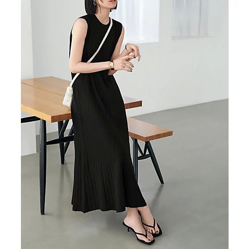 【スタイルデリ/STYLE DELI】の【LUXE】パネル編みフレアワンピース インテリア・キッズ・メンズ・レディースファッション・服の通販 founy(ファニー) https://founy.com/ ファッション Fashion レディースファッション WOMEN ワンピース Dress イエロー Yellow エレガント 上品 Elegant 春 Spring シンプル Simple ジャケット Jacket スリット Slit 定番 Standard ノースリーブ No Sleeve ハイネック High Neck パターン Pattern フォルム Form フレア Flare ブルゾン Blouson ペチコート Petticoat ポケット Pocket ループ Loop ロング Long S/S・春夏 Ss・Spring/Summer 夏 Summer |ID: prp329100004005324 ipo3291000000031902683