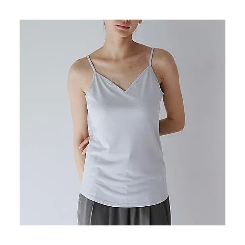 【ドレスハーセルフ/DRESS HERSELF】のインナー/シルク キャミソール インテリア・キッズ・メンズ・レディースファッション・服の通販 founy(ファニー) 　ファッション　Fashion　レディースファッション　Fashion for Women　トップス・カットソー　Cut & Sew Tops　キャミソール&ノースリーブ　Camisoles & Sleeveless Tops　インナー　Innerwear　エレガント 上品　Elegant　キャミソール　Camisole, Spaghetti Strap Top　サテン　Satin, Glossy Fabric　シルク　Silk, 100% Silk　デコルテ　Décolleté, Neckline　フィット　Fit, Slim Fit　ボトム　Bottoms, Lower Wear　ラウンド　Round, Round Neck　ライトグレー|ID: prp329100004010220 ipo3291000000036033389
