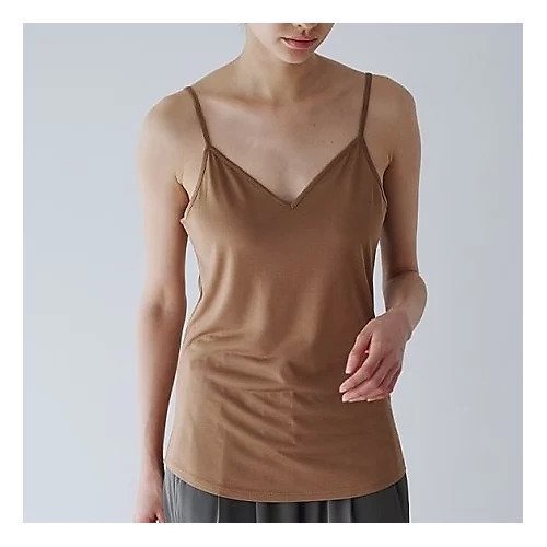 【ドレスハーセルフ/DRESS HERSELF】のインナー/シルク キャミソール 人気、トレンドファッション・服の通販 founy(ファニー) 　ファッション　Fashion　レディースファッション　Fashion for Women　トップス・カットソー　Cut & Sew Tops　キャミソール&ノースリーブ　Camisoles & Sleeveless Tops　インナー　Innerwear　エレガント 上品　Elegant　キャミソール　Camisole, Spaghetti Strap Top　サテン　Satin, Glossy Fabric　シルク　Silk, 100% Silk　デコルテ　Décolleté, Neckline　フィット　Fit, Slim Fit　ボトム　Bottoms, Lower Wear　ラウンド　Round, Round Neck　other-2|ID: prp329100004010220 ipo3291000000036033393