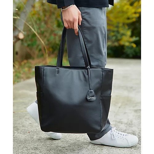 【グリーンレーベルリラクシング/green label relaxing / UNITED ARROWS / MEN】のSC GLR ファンクショナル レザー トートバッグ タテ V2 インテリア・キッズ・メンズ・レディースファッション・服の通販 founy(ファニー) 　ファッション　Fashion　メンズファッション　MEN　バッグ　Bag/Men　トートバッグ　Tote Bags　ウォレット　Wallet　クッション　Cushion　傘　Umbrella　定番　Standard　ポケット　Pocket　マグネット　Magnet　メッシュ　Mesh　おすすめ　Recommend　ビジネス 仕事 通勤　Business　BLACK|ID: prp329100004017847 ipo3291000000029232083