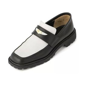 【ピッピシック/Pippichic】のSISSI COIN LOAFERS 人気、トレンドファッション・服の通販 founy(ファニー) ファッション Fashion レディースファッション WOMEN 送料無料 Free Shipping クラシック Classic コイン Coin コンビ Combination ベーシック Basic モダン Modern 今季 This Season 定番 Standard |ID:prp329100004020962