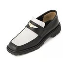 【ピッピシック/Pippichic】のSISSI COIN LOAFERS 人気、トレンドファッション・服の通販 founy(ファニー) ファッション Fashion レディースファッション WOMEN クラシック Classic コイン Coin コンビ Combination ベーシック Basic モダン Modern 今季 This Season 定番 Standard thumbnail black & white|ID: prp329100004020962 ipo3291000000031717035
