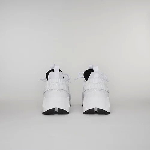 【ピエール アルディ/PIERRE HARDY】のTREK COMET 人気、トレンドファッション・服の通販 founy(ファニー) 　ファッション　Fashion　レディースファッション　Fashion for Women　シャーリング　Shirring, Ruched　シルバー　Silver, Metallic Silver　スタイリッシュ　Stylish, Fashionable　スニーカー　Sneakers, Trainers　スポーティ　Sporty, Casual Athletic　フィット　Fit, Slim Fit　人気　Popular, Best Seller　other-3|ID: prp329100004020972 ipo3291000000033145492