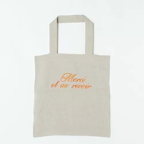 【トゥエルブクローゼット/12closet】の「Merci et au revoir」ヨーロピアンリネンの刺しゅう入りバッグ インテリア・キッズ・メンズ・レディースファッション・服の通販 founy(ファニー) 　ファッション　Fashion　レディースファッション　Fashion for Women　バッグ　Bags　オレンジ　Orange　フレンチ　French, French Style　リネン　Linen, Linen Fabric　エレガント 上品　Elegant　ベージュ|ID: prp329100004021820 ipo3291000000034942303