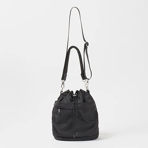 【グリーンレーベル リラクシング / ユナイテッドアローズ/green label relaxing / UNITED ARROWS】のハッスイ ポケット ドロスト バッグ インテリア・キッズ・メンズ・レディースファッション・服の通販 founy(ファニー) https://founy.com/ ファッション Fashion レディースファッション Fashion for Women バッグ Bags タンブラー Tumbler, Travel Mug ポケット Pocket, Pocket Detail ポーチ Pouch, Small Case 人気 Popular, Best Seller 別注 Limited Edition, Custom Order |ID: prp329100004048838 ipo3291000000027135248