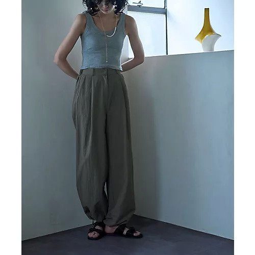 【マージュール/marjour】のNYLON JOGGER PANTS 人気、トレンドファッション・服の通販 founy(ファニー) 　ファッション　Fashion　レディースファッション　WOMEN　パンツ　Pants　アンダー　Under　秋　Autumn/Fall　シャーリング　Shirring　スウェット　Sweat　ストレッチ　Stretch　スポーティ　Sporty　タンク　Tank　長袖　Long Sleeve　フラット　Flat　プリント　Print　ワイド　Wide　冬　Winter　おすすめ　Recommend　夏　Summer　エレガント 上品　Elegant　 other-1|ID: prp329100004053787 ipo3291000000027267881