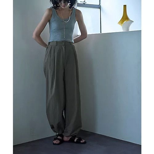 【マージュール/marjour】のNYLON JOGGER PANTS インテリア・キッズ・メンズ・レディースファッション・服の通販 founy(ファニー) https://founy.com/ ファッション Fashion レディースファッション Fashion for Women パンツ Pants & Trousers アンダー Underwear Essentials 秋 Autumn シャーリング Shirring, Ruched スウェット / スエット Sweatshirt, Sweatwear ストレッチ Stretch, Stretchy Fabric スポーティ Sporty, Casual Athletic タンク Tank Top, Sleeveless Top 長袖 Long Sleeve, Full Sleeve フラット Flat, Flat Shoes プリント Print, Printed Pattern ワイド Wide, Wide Fit 冬 Winter / This Winter おすすめ Recommended / Our Picks 夏 Summer エレガント 上品 Elegant |ID: prp329100004053787 ipo3291000000030965781