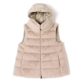 【ヘルノ/HERNO】 VEST人気、トレンドファッション・服の通販 founy(ファニー) ファッション Fashion レディースファッション Fashion for Women アウター Coat / Outerwear Collection トップス・カットソー Cut & Sew Tops ベスト&ジレ / 重ね着スタイル Vests & Gilets 2024年 2024 2024-2025秋冬・A/W Autumn/Winter 2024–25 AW24–25 スポーティ Sporty, Casual Athletic ベスト Vest, Waistcoat ラグジュアリー Luxury, Elegant |ID:prp329100004073398