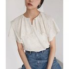 【ビス/VIS】の【洗える】ラッフルフリルバイカラーブラウス 人気、トレンドファッション・服の通販 founy(ファニー) ファッション Fashion レディースファッション WOMEN トップス・カットソー Tops/Tshirt シャツ/ブラウス Shirts/Blouses 洗える Washable バランス Balance パイピング Piping フリル Frills ベスト Vest A/W・秋冬 Aw・Autumn/Winter・Fw・Fall-Winter おすすめ Recommend 夏 Summer 2024年 2024 2024-2025秋冬・A/W Aw/Autumn/Winter/Fw/Fall/2024-2025 thumbnail オフホワイト|ID: prp329100004076229 ipo3291000000027676396