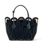 【メアリ オル ターナ/MARY AL TERNA】のMAZE HANDBAG 人気、トレンドファッション・服の通販 founy(ファニー) ファッション Fashion レディースファッション WOMEN バッグ Bag なめらか Smooth インナー Inner スエード Suede ポケット Pocket マグネット Magnet 軽量 Lightweight thumbnail ブラック|ID: prp329100004086627 ipo3291000000027656850