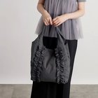 【グローブ/grove】のフリルハンドルトート 人気、トレンドファッション・服の通販 founy(ファニー) ファッション Fashion レディースファッション WOMEN バッグ Bag 2024年 2024 2024-2025秋冬・A/W Aw/Autumn/Winter/Fw/Fall/2024-2025 スマート Smart フェミニン Feminine ポケット Pocket thumbnail チャコールグレー|ID: prp329100004086630 ipo3291000000028091920