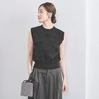 【ユナイテッドアローズ/UNITED ARROWS】の3D フラワーモチーフ ノースリーブ ニットベスト 人気、トレンドファッション・服の通販 founy(ファニー) ファッション Fashion レディースファッション WOMEN アウター Coat Outerwear トップス・カットソー Tops/Tshirt ニット Knit Tops キャミソール / ノースリーブ No Sleeves ベスト/ジレ Gilets/Vests 花柄・フラワープリント・モチーフ Flower Patterns インナー Inner ジョーゼット Georgette スラックス Slacks スリーブ Sleeve チュール Tulle デニム Denim ノースリーブ No Sleeve フラワー Flower ベスト Vest モチーフ Motif ロング Long thumbnail BLACK|ID: prp329100004113222 ipo3291000000028016883