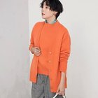 【ノーリーズ/NOLLEY'S】のMUSICゆったりVネックカーディガン 人気、トレンドファッション・服の通販 founy(ファニー) ファッション Fashion レディースファッション WOMEN トップス・カットソー Tops/Tshirt カーディガン Cardigans Vネック V-Neck 2024年 2024 2024-2025秋冬・A/W Aw/Autumn/Winter/Fw/Fall/2024-2025 おすすめ Recommend カーディガン Cardigan ハイネック High Neck プレート Plate メタル Metal 人気 Popularity thumbnail オレンジ|ID: prp329100004113230 ipo3291000000028016933