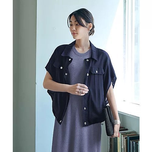 【スタイルデリ/STYLE DELI】のくったりシャツ型スナップブルゾン インテリア・キッズ・メンズ・レディースファッション・服の通販 founy(ファニー) https://founy.com/ ファッション Fashion レディースファッション WOMEN アウター Coat Outerwear ブルゾン Blouson/Jackets トップス・カットソー Tops/Tshirt シャツ/ブラウス Shirts/Blouses インナー Inner 春 Spring 秋 Autumn/Fall カーディガン Cardigan シルバー Silver シンプル Simple ジャケット Jacket スピンドル Spindle スリット Slit タンク Tank 長袖 Long Sleeve バルーン Balloon フェイク Fake フラップ Flap フロント Front ブルゾン Blouson ポケット Pocket 半袖 Short Sleeve S/S・春夏 Ss・Spring/Summer 夏 Summer |ID: prp329100004113339 ipo3291000000030971476