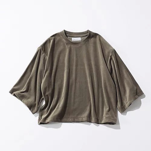【ザ ニューハウス/THE NEWHOUSE】の【HPS別注】ベロア5分袖Tシャツ インテリア・キッズ・メンズ・レディースファッション・服の通販 founy(ファニー) https://founy.com/ ファッション Fashion レディースファッション Fashion for Women トップス・カットソー Cut & Sew Tops シャツ・ブラウス・オフィスカジュアル Elegant Blouses & Button-Ups ロングTシャツ・Tシャツ Longline T-Shirts & Tees ベロアトップス Velour Tops / Velvet-Look Items スリーブ Sleeve, Long Sleeve / Short Sleeve ハーフ Half, Half-Length バランス Balance, Style Balance パターン Pattern, Design Print ベロア Velour, Soft Velvet ワンポイント One Point, Statement Accent 別注 Limited Edition, Custom Order 洗える Machine Washable |ID: prp329100004114977 ipo3291000000032617044