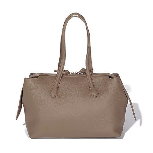 【ヴァジック/VASIC】の【Marisol別注】Graf Mini インテリア・キッズ・メンズ・レディースファッション・服の通販 founy(ファニー) https://founy.com/ ファッション Fashion レディースファッション WOMEN クラシック Classic スクエア Square スタイリッシュ Stylish トレンド Trend フィット Fit フォルム Form ボストンバッグ Boston Bag ポケット Pocket マグネット Magnet エレガント 上品 Elegant 別注 Special Order ビジネス 仕事 通勤 Business |ID: prp329100004136141 ipo3291000000030969906