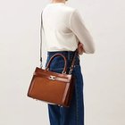 【オデット エ オディール/Odette e Odile】の【別注】FLAME BAG 人気、トレンドファッション・服の通販 founy(ファニー) ファッション Fashion レディースファッション WOMEN バッグ Bag イタリア Italy ショルダー Shoulder スクエア Square トレンド Trend 別注 Special Order メタル Metal ロング Long A/W・秋冬 Aw・Autumn/Winter・Fw・Fall-Winter おすすめ Recommend thumbnail MD.BROWN|ID: prp329100004137456 ipo3291000000028330130