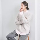 【ユナイテッドアローズ/UNITED ARROWS】のフォックスカシミヤ クルーネック ニット 人気、トレンドファッション・服の通販 founy(ファニー) ファッション Fashion レディースファッション WOMEN トップス・カットソー Tops/Tshirt ニット Knit Tops インナー Inner カシミヤ Cashmere カーディガン Cardigan 軽量 Lightweight シンプル Simple ジャカード Jacquard スリット Slit セーター Sweater デニム Denim フォックス Fox ヘムライン Hemline ベスト Vest ボックス Box 無地 Plain Color おすすめ Recommend thumbnail OFF WHITE|ID: prp329100004151799 ipo3291000000028572547