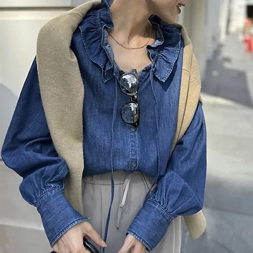 【リエミラー/Rie Miller】の【RM denim】フリルギャザーデニムブラウス インテリア・キッズ・メンズ・レディースファッション・服の通販 founy(ファニー) https://founy.com/ ファッション Fashion レディースファッション WOMEN トップス・カットソー Tops/Tshirt シャツ/ブラウス Shirts/Blouses 2024年 2024 2024-2025秋冬・A/W Aw/Autumn/Winter/Fw/Fall/2024-2025 A/W・秋冬 Aw・Autumn/Winter・Fw・Fall-Winter おすすめ Recommend キャミソール Camisole ギャザー Gather スウェット Sweat タンク Tank デニム Denim フリル Frills 人気 Popularity 夏 Summer 春 Spring 羽織 Haori |ID: prp329100004159834 ipo3291000000029382654