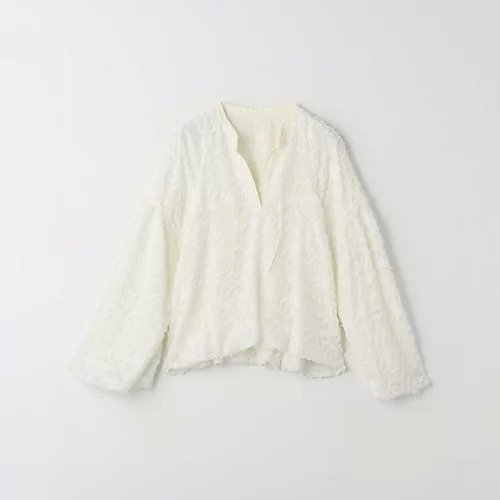 【グリーンレーベル リラクシング / ユナイテッドアローズ/green label relaxing / UNITED ARROWS】のカットジャカード レース バルーン ブラウス インテリア・キッズ・メンズ・レディースファッション・服の通販 founy(ファニー) 　ファッション　Fashion　レディースファッション　WOMEN　トップス・カットソー　Tops/Tshirt　シャツ/ブラウス　Shirts/Blouses　秋　Autumn/Fall　シンプル　Simple　ジャカード　Jacquard　スキッパー　Skipper　スリーブ　Sleeve　バルーン　Balloon　ボトム　Bottom　レース　Race　ワイド　Wide　冬　Winter　おすすめ　Recommend　OFF WHITE|ID: prp329100004164073 ipo3291000000028761419