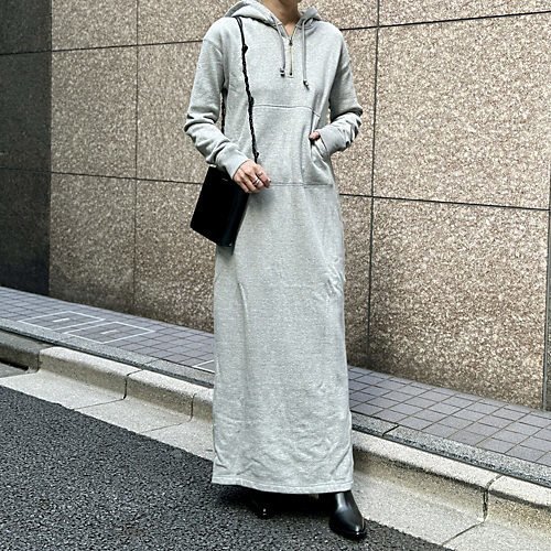 【アンスクリア/INSCRIRE】のスウェットフーディワンピース 人気、トレンドファッション・服の通販 founy(ファニー) 　ファッション　Fashion　レディースファッション　Fashion for Women　ワンピース　Dresses　クール　Cool, Chic　ストレート　Straight, Straight Cut　スリット　Slit, Slit Detail　タートルネック　Turtleneck, High Neck　マキシ　Maxi, Full Length　ヴィンテージ　Vintage Style　洗える　Machine Washable　other-2|ID: prp329100004166103 ipo3291000000034254740