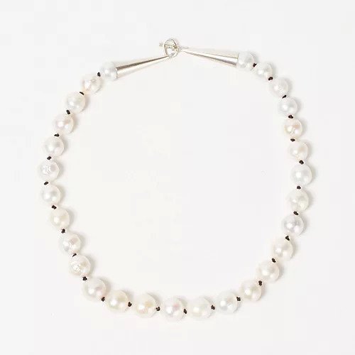 【イレーヴ/YLEVE】の【五明祐子さんセレクト】BAROQUE PEARL NECKLACE KNOT 37cm 人気、トレンドファッション・服の通販 founy(ファニー) 　ファッション　Fashion　レディースファッション　Fashion for Women　ジュエリー　Jewelry　ネックレス　Necklaces & Pendants　シルク　Silk, 100% Silk　シルバー　Silver, Metallic Silver　ジュエリー　Jewelry, Accessories　ネックレス　Necklace, Pendant Necklace　バロック　Baroque, Baroque Design　パール　Pearl, Pearl Accent　ランダム　Random, Irregular　 other-1|ID: prp329100004173387 ipo3291000000034724888