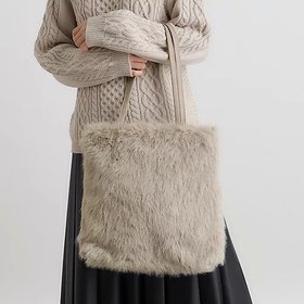 【グローブ/grove】 ラメロングエコファートート人気、トレンドファッション・服の通販 founy(ファニー) ファッション Fashion レディースファッション WOMEN バッグ Bag 2024年 2024 2024-2025秋冬・A/W Aw/Autumn/Winter/Fw/Fall/2024-2025 シンプル Simple スマート Smart ポケット Pocket |ID:prp329100004174129