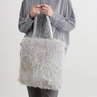 【グローブ/grove】のラメロングエコファートート 人気、トレンドファッション・服の通販 founy(ファニー) ファッション Fashion レディースファッション WOMEN バッグ Bag 2024年 2024 2024-2025秋冬・A/W Aw/Autumn/Winter/Fw/Fall/2024-2025 シンプル Simple スマート Smart ポケット Pocket thumbnail ライトグレー|ID: prp329100004174129 ipo3291000000029434974