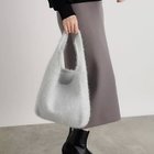 【グローブ/grove】のラメニットショルダー 人気、トレンドファッション・服の通販 founy(ファニー) ファッション Fashion レディースファッション WOMEN トップス・カットソー Tops/Tshirt ニット Knit Tops 2024年 2024 2024-2025秋冬・A/W Aw/Autumn/Winter/Fw/Fall/2024-2025 おすすめ Recommend スマート Smart フォルム Form thumbnail オフホワイト|ID: prp329100004183333 ipo3291000000028976873