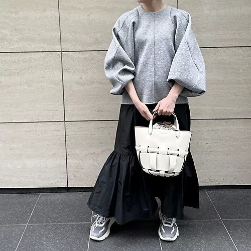 【イーバイエクラ/E by eclat】のRoom no.8 for E by eclat ダンボールニット袖ボリュームトップス 人気、トレンドファッション・服の通販 founy(ファニー) 　ファッション　Fashion　レディースファッション　Fashion for Women　トップス・カットソー　Cut & Sew Tops　ニット　Knit Tops & Sweaters　エアリー　Airy Texture　コンパクト　Compact, Small Size　バランス　Balance, Style Balance　フォルム　Silhouette, Form　ボトム　Bottoms, Lower Wear　洗える　Machine Washable　other-2|ID: prp329100004185667 ipo3291000000033341578