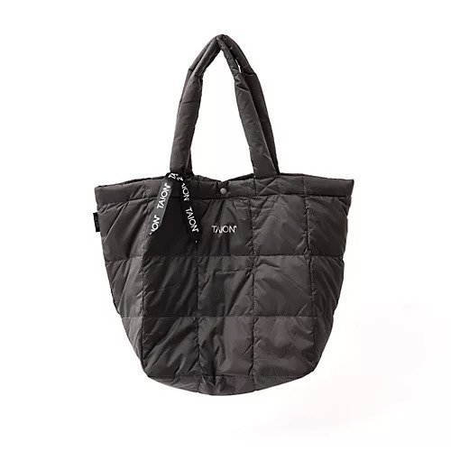 【ノーリーズ グッドマン/NOLLEY'S goodman / MEN】の【TAION/タイオン】BASIC LUNCH DOWN TOTE BAG M インテリア・キッズ・メンズ・レディースファッション・服の通販 founy(ファニー) https://founy.com/ ファッション Fashion メンズファッション MEN バッグ Bag/Men トートバッグ Tote Bags キルティング Quilting コーティング Coating 軽量 Lightweight シンプル Simple タフタ Taffeta ダウン Down 定番 Standard プリント Print |ID: prp329100004185903 ipo3291000000028997043