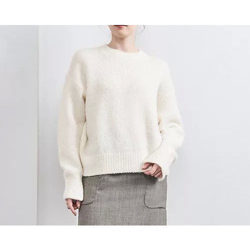 【ユナイテッドアローズ/UNITED ARROWS】のフラッフィ クルーネック ニット WHITE 人気、トレンドファッション・服の通販 founy(ファニー) 　ファッション　Fashion　レディースファッション　WOMEN　トップス・カットソー　Tops/Tshirt　ニット　Knit Tops　アクセサリー　Accessories　インナー　Inner　カットソー　Cut And Sew　カーディガン　Cardigan　ショート　Short　スリット　Slit　デニム　Denim　ネックレス　Necklace　長袖　Long Sleeve　バランス　Balance　フリル　Frills　冬　Winter　おすすめ　Recommend　エレガント 上品　Elegant　 other-1|ID: prp329100004210275 ipo3291000000029192350