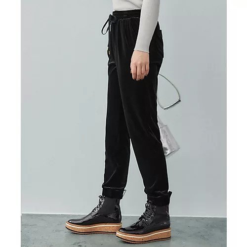【スタイルデリ/STYLE DELI】の【Made in JAPAN】ベロア生地イージーパンツ 人気、トレンドファッション・服の通販 founy(ファニー) 　ファッション　Fashion　レディースファッション　Fashion for Women　パンツ　Pants & Trousers　インナー　Innerwear　秋　Autumn　ギャザー　Gathered, Ruffled　シンプル　Simple, Minimal　ジャケット　Jacket, Outerwear　スウェット / スエット　Sweatshirt, Sweatwear　スリット　Slit, Slit Detail　センター　Center, Center Line　タイツ　Tights, Legwear　定番　Standard, Basic Item　なめらか　Smooth, Silky Texture　バランス　Balance, Style Balance　ベロア　Velour, Soft Velvet　ポケット　Pocket, Pocket Detail　ループ　Loop, Loop Knit　レギンス　Leggings, Stretch Pants　ロング　Long, Long-Length　ワイド　Wide, Wide Fit　冬　Winter / This Winter　日本製　Made In Japan　夏　Summer　エレガント 上品　Elegant　other-3|ID: prp329100004214054 ipo3291000000034016209