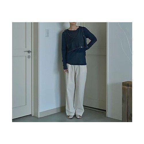 【マージュール/marjour】のVELOUR BUSTIER SET SHEER TEE 人気、トレンドファッション・服の通販 founy(ファニー) 　ファッション　Fashion　レディースファッション　Fashion for Women　トップス・カットソー　Cut & Sew Tops　ベロアトップス　Velour Tops / Velvet-Look Items　ビスチェ　Bustiers & Corset Tops / Layered Bustier Style　インナー　Innerwear　カットソー　Cut and Sewn Top　サロペット　Overalls, Salopette　シアー　Sheer, See-Through　ジャケット　Jacket, Outerwear　ストレッチ　Stretch, Stretchy Fabric　とろみ　Fluid, Flowy Fabric　なめらか　Smooth, Silky Texture　ベロア　Velour, Soft Velvet　半袖　Short Sleeve, Half Sleeve　other-2|ID: prp329100004216158 ipo3291000000036329348