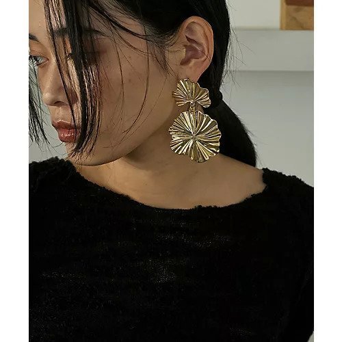 【マージュール/marjour】のBIG FLOWER PIERCE インテリア・キッズ・メンズ・レディースファッション・服の通販 founy(ファニー) https://founy.com/ ファッション Fashion レディースファッション Fashion for Women モチーフ Motif, Design Theme |ID: prp329100004216273 ipo3291000000029242998