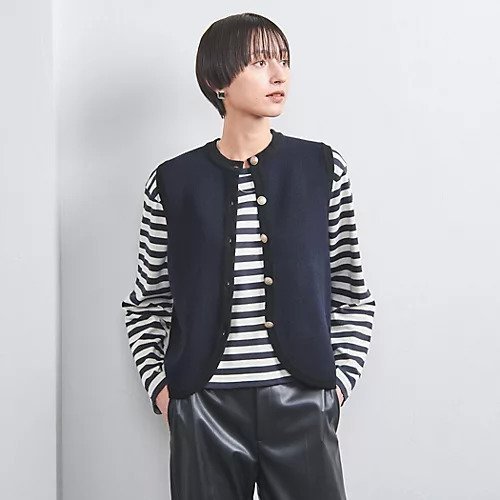 【ユナイテッドアローズ/UNITED ARROWS】のバイカラー メタルボタン ニットベスト 人気、トレンドファッション・服の通販 founy(ファニー) 　ファッション　Fashion　レディースファッション　WOMEN　アウター　Coat Outerwear　トップス・カットソー　Tops/Tshirt　ニット　Knit Tops　ベスト/ジレ　Gilets/Vests　イタリア　Italy　カシミヤ　Cashmere　クラシカル　Classical　クラシック　Classic　コンパクト　Compact　センター　Center　フレア　Flare　ベスト　Vest　メタル　Metal　ラウンド　Round　おすすめ　Recommend　ビジネス 仕事 通勤　Business　 other-1|ID: prp329100004234545 ipo3291000000029350144