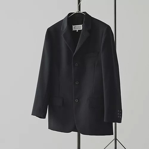 【メゾン マルジェラ/MAISON MARGIELA】のJACKET 人気、トレンドファッション・服の通販 founy(ファニー) 　ファッション　Fashion　レディースファッション　Fashion for Women　アウター　Coat / Outerwear Collection　レディースジャケット・軽アウター　Jackets　2024年　2024　2024-2025秋冬・A/W　Autumn/Winter 2024–25 AW24–25　クラシカル　Classical, Vintage-Inspired　サテン　Satin, Glossy Fabric　リュクス　Luxury, Elegant, High-End, Chic　A/W・秋冬　Autumn/Winter　other-2|ID: prp329100004240767 ipo3291000000032526474