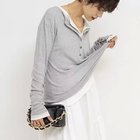 【ノーリーズ/NOLLEY'S】のカシミヤシルクヘンリー2WAYプルオーバーカットソー 人気、トレンドファッション・服の通販 founy(ファニー) ファッション Fashion レディースファッション WOMEN トップス・カットソー Tops/Tshirt プルオーバー Pullover カットソー Cut and Sewn 2024年 2024 2024-2025秋冬・A/W Aw/Autumn/Winter/Fw/Fall/2024-2025 2025年 2025 おすすめ Recommend カシミヤ Cashmere シルク Silk スリット Slit スリーブ Sleeve リラックス Relax thumbnail ライトグレー|ID: prp329100004242247 ipo3291000000029424876