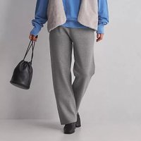 【グリーンレーベル リラクシング / ユナイテッドアローズ/green label relaxing / UNITED ARROWS】の【WEB限定】ラメ ニット パンツ 人気、トレンドファッション・服の通販 founy(ファニー) ファッション Fashion レディースファッション WOMEN パンツ Pants 秋 Autumn/Fall シルバー Silver スニーカー Sneakers 定番 Standard ベーシック Basic ポケット Pocket 冬 Winter おすすめ Recommend |ID:prp329100004248092