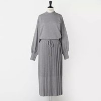 【トゥエルブクローゼット/12closet】の【洗える】モックネック&プリーツスカート ニットセットアップ 人気、トレンドファッション・服の通販 founy(ファニー) ファッション Fashion レディースファッション WOMEN セットアップ Setup スカート Skirt スカート Skirt プリーツスカート Pleated Skirts カフス Cuffs セットアップ Set Up プリーツ Pleats ペチコート Petticoat ボックス Box モックネック Mock Neck エレガント 上品 Elegant 洗える Washable |ID:prp329100004250894