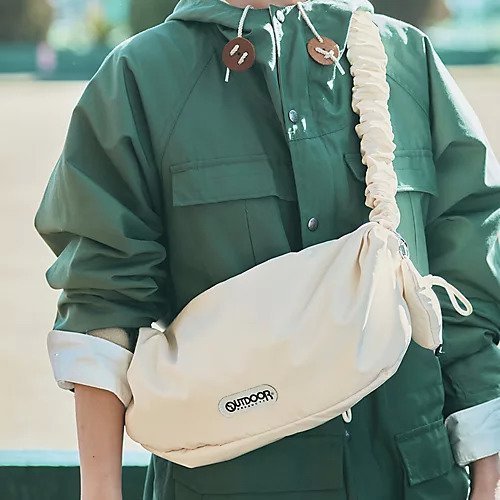 【アウトドアプロダクツ/OUTDOOR PRODUCTS】の【LEE別注】LEE100人隊別注ボディバッグ 人気、トレンドファッション・服の通販 founy(ファニー) 　ファッション　Fashion　レディースファッション　Ladies' Fashion Online　バッグ　Bag　ギャザー　Gather　ショルダー　Shoulder　フォルム　Form　ポーチ　Pouch　ワンポイント　One Point　別注　Special Order　other-2|ID: prp329100004250929 ipo3291000000032336276