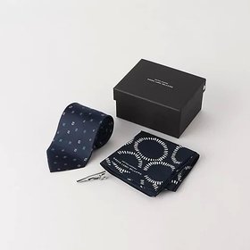 【グリーンレーベルリラクシング/green label relaxing / UNITED ARROWS / MEN】 ネクタイ ハンカチ ネクタイピン 3点セット ギフトボックス人気、トレンドファッション・服の通販 founy(ファニー) ファッション Fashion メンズファッション MEN サークル Circle シルク Silk ストライプ Stripe スーツ Suit センター Center ドット Dot ハンカチ Handkerchief ベーシック Basic ペイズリー Paisley ボックス Box 無地 Plain Color おすすめ Recommend セレモニー Ceremony ホリデーシーズン Holiday ギフト プレゼント Gift Present ビジネス 仕事 通勤 Business |ID:prp329100004252264