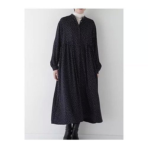 【ヒューマンウーマン/HUMAN WOMAN】のデシンドットプリントワンピース 人気、トレンドファッション・服の通販 founy(ファニー) 　ファッション　Fashion　レディースファッション　WOMEN　ワンピース　Dress　おすすめ　Recommend　カーディガン　Cardigan　ギャザー　Gather　スタンダード　Standard　ドット　Dot　ドレープ　Drape　プリント　Print　ヘリンボン　Herringbone　モノトーン　Monotone　手描き　Hand Drawn　 other-1|ID: prp329100004255857 ipo3291000000029556884