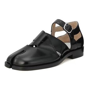 【メゾン マルジェラ/MAISON MARGIELA】 TABI STRAP SANDAL人気、トレンドファッション・服の通販 founy(ファニー) ファッション Fashion レディースファッション WOMEN ストラップサンダル Strap Sandals バランス Balance モチーフ Motif |ID:prp329100004258105