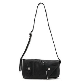 【ビューティフル ピープル/beautiful people】のriders flap shoulder bag 人気、トレンドファッション・服の通販 founy(ファニー) ファッション Fashion レディースファッション WOMEN アウター Coat Outerwear ライダース Riders Jacket バッグ Bag 2025年 2025 ショルダー Shoulder ジップ Zip ライダースジャケット Riders Jacket 定番 Standard |ID:prp329100004261768