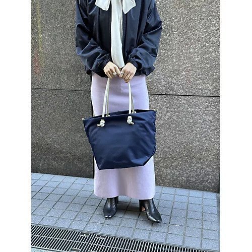 【ヴィオラドーロ/VIOLAd'ORO】の【Marisol別注】ナイロントート 人気、トレンドファッション・服の通販 founy(ファニー) 　ファッション　Fashion　レディースファッション　Ladies' Fashion Online　バッグ　Bags　シンプル　Simple　スマホ　Smartphone　ポケット　Pocket　ラップ　Wrap　ビジネス 仕事 通勤　Business　別注　Special Order　軽量　Lightweight　other-2|ID: prp329100004272543 ipo3291000000031258975